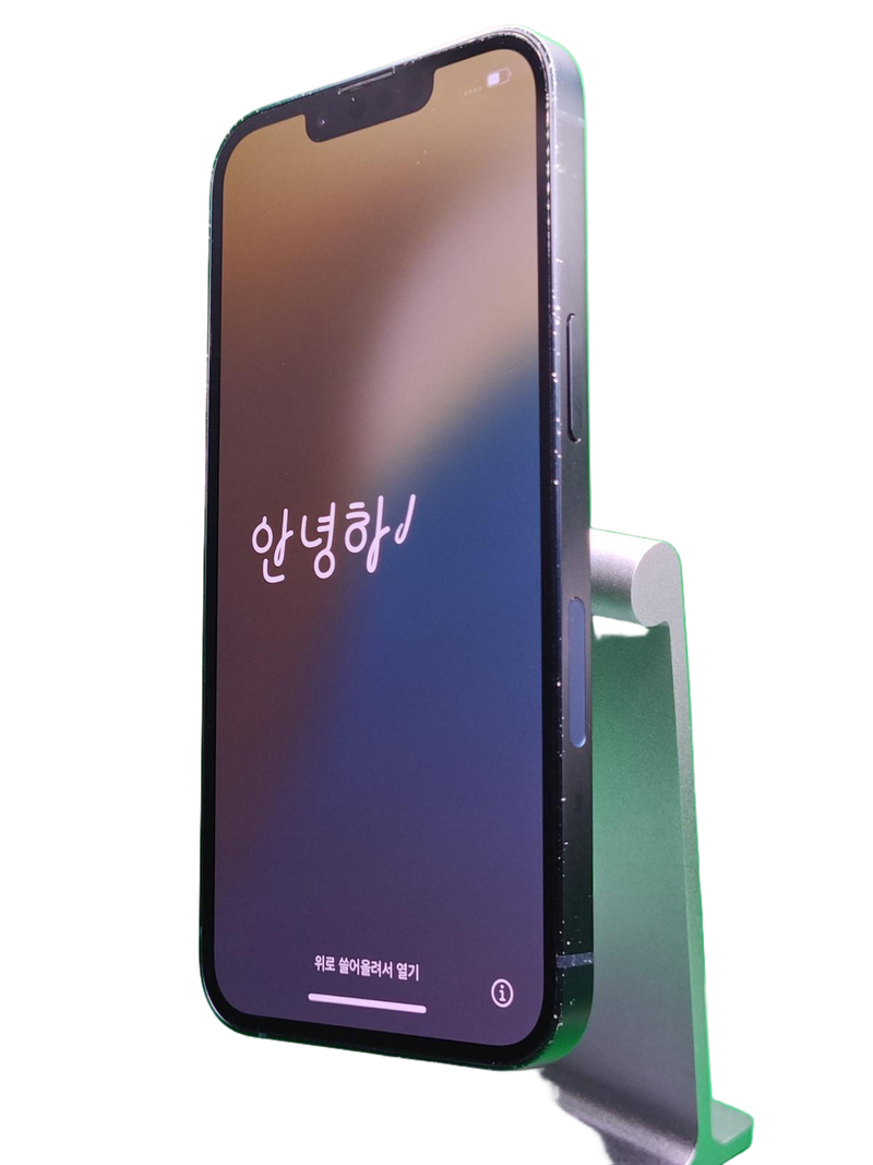 iPhone 13 Seminuevo 128GB Negro Certificado, disponible en Xela Quetzaltenango.