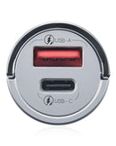Encuentra en Xela Quetzaltenango el Cargador de auto Grid Shock 22W con 2 puertos USB-A/USB-C en plateado.