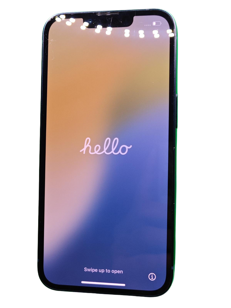 ¡Encuentra en Xela Quetzaltenango un iPhone 13 seminuevo de 128GB en color negro, grado 1 como nuevo, certificado y con sim física!