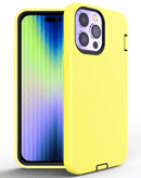 Protege tu iPhone 14 Pro con esta funda amarilla de silicona de alta resistencia en Quetzaltenango.