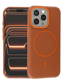 Funda magnética de cuero suave color café dorado para iPhone 14 Pro Max. Protección elegante y funcional.