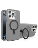 Protege tu iPhone 14 Pro Max con esta funda heavy duty color GRAY que incluye soporte para carga inalámbrica, disponible en Xela Quetzaltenango.