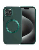 Protege y carga tu iPhone 14 Pro Max con esta funda de silicona color verde oscuro en Xela Quetzaltenango.