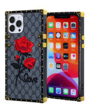 Funda azul cuadrada LOVE BLUE para iPhone 15 Pro, diseño de lujo con bordes reforzados y protección total.