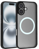 Funda protectora mate negra para iPhone 16 con carga inalámbrica, diseño elegante y agarre seguro.