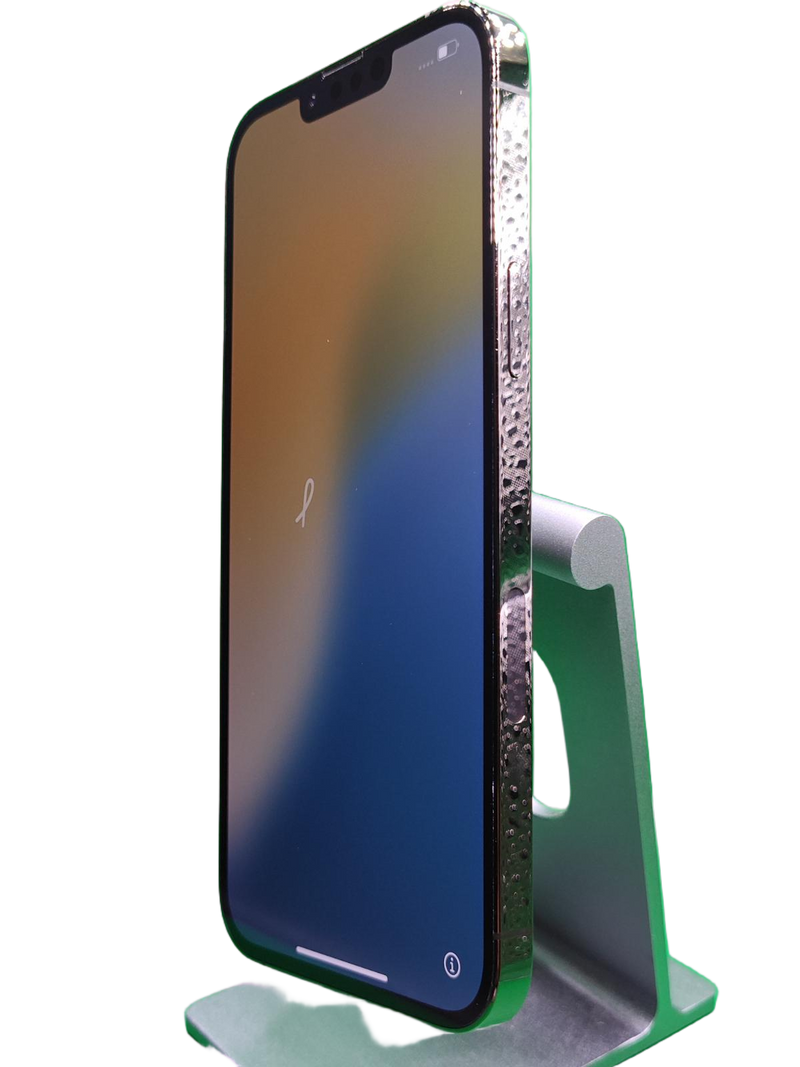 iPhone 13 Pro Max seminuevo en Xela Quetzaltenango, libre de fábrica, 128GB, certificado y con salud de batería al 84%.