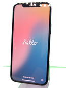 iPhone 12 Pro seminuevo azul de 128GB, con pantalla encendida mostrando la interfaz de iOS, en perfecto estado.