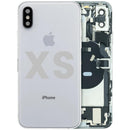 Tapa trasera usada plateada para iPhone XS (A1920, A2097) con puerto de carga y componentes preinstalados.