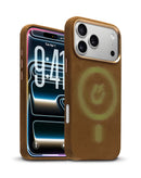 Protege tu iPhone 17 Pro con estilo con la Funda MagSafe xBase en color café en Quetzaltenango.
