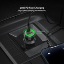 Cargador de auto Esoulk negro de 20W con puertos USB-A y USB-C, para carga rápida de dispositivos.