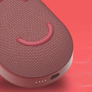 Altavoz Bluetooth Skullcandy Kilo XT rojo, portátil, con rejilla negra, listo para audio inalámbrico potente.