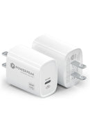 Cargador USB-C PowerPeak blanco de 20W para carga rápida de dispositivos móviles.