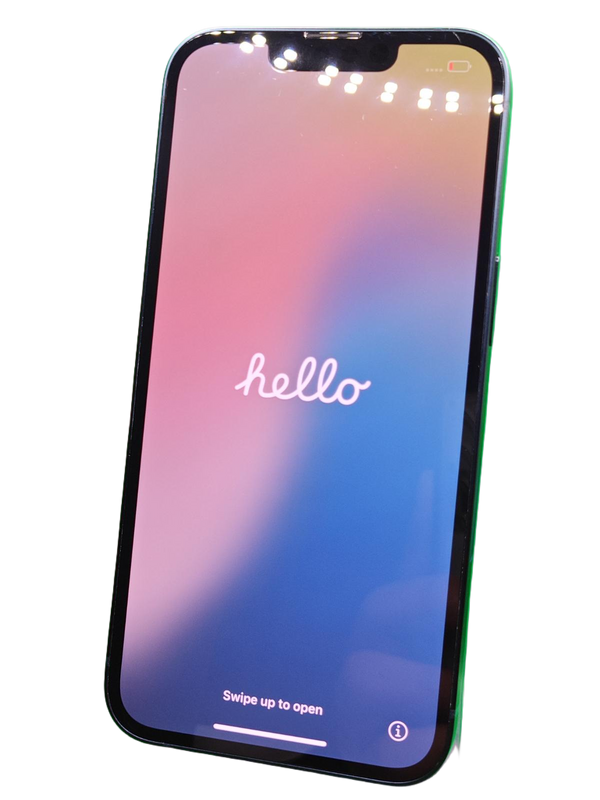 iPhone 13 Seminuevo de 128GB, certificado como nuevo y libre de fábrica en Quetzaltenango.