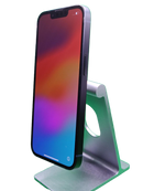 Encuentra iPhone 13 seminuevo de 128GB en Quetzaltenango con certificación de grado 1 y batería al 86%.
