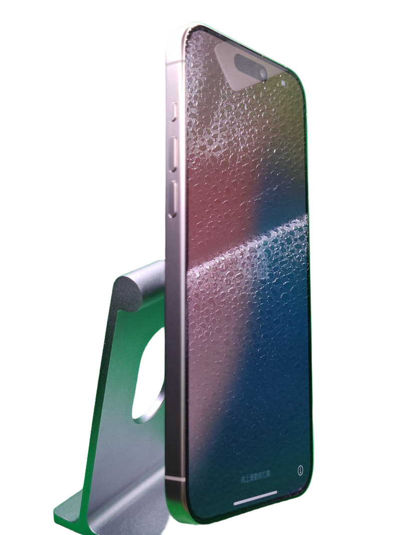 Encuentra el iPhone 15 Pro Max Seminuevo en Natural Titanium en Quetzaltenango con salud de batería al 92%.