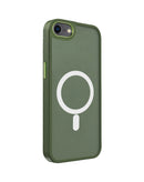 Encuentra en Xela Quetzaltenango un case de carga inalámbrico magnético para iPhone 7/8 en color verde oscuro.