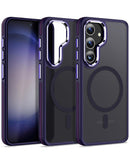 Encuentra la mejor funda de carga inalámbrica para tu Galaxy S25 Plus en Xela con esta funda delgada, antideslizante y translúcida en color morado mate.