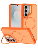 Protege tu Galaxy S26 con una funda TPU a prueba de golpes con carga inalámbrica y soporte para cámara en color naranja en Xela.