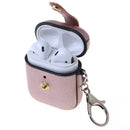 Protege tus AirPods 1/2 con estilo con esta funda dura de cuero color rose gold en Xela Quetzaltenango.