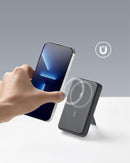 Encuentra la batería PowerBank Anker 633 Mag-Go con soporte incorporado en Quetzaltenango.