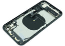 Tapa trasera negra OEM usada para iPhone XR (A1984, A2105) con puerto de carga y piezas preinstaladas para reparación.