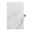 Protector envolvente de mármol blanco mediano para mayor protección de tus pertenencias en Quetzaltenango.