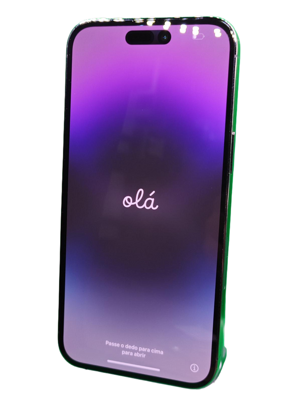 iPhone 14 Pro Max seminuevo color purpura en Quetzaltenango.