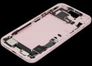 Encuentra piezas para iPhone 15 Plus en Quetzaltenango, Xela: Mid-Frame Housing con puerto de carga, cable flex y piezas pequeñas en color rosa.