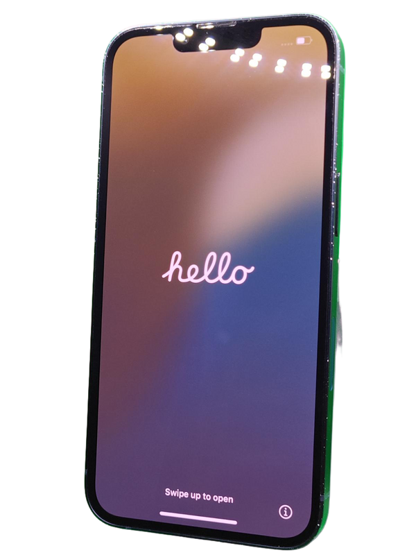 iPhone 13 Seminuevo 128GB Negro Certificado, disponible en Xela Quetzaltenango.