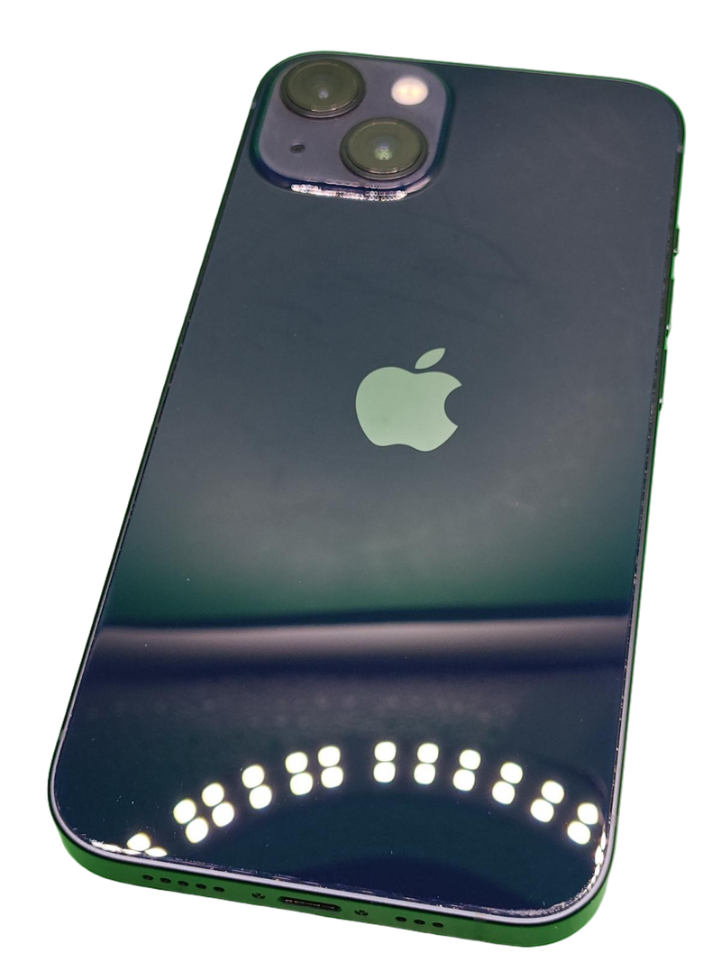 iPhone 13 seminuevo en Quetzaltenango, certificado, como nuevo, negro, 128GB, con buena salud de batería.