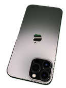 iPhone 13 Pro Max seminuevo en Xela Quetzaltenango, libre de fábrica, 128GB, certificado y con salud de batería al 84%.