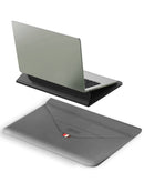 Protege tu laptop e iPad 14 con estilo con esta elegante funda gris en Xela, Quetzaltenango.