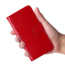Protege tu iPhone 13 Pro Max con estilo en Xela con esta funda de cuero rojo con ranura para tarjetas.