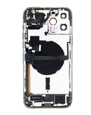 Tapa trasera verde alpino para iPhone 13 Pro Max con puerto de carga y cable flex integrado.