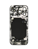 Tapa trasera plateada para iPhone 17 Pro con puerto de carga integrado, ideal para reparación de componentes Apple.