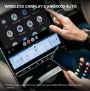 Ottocast P3 Pro AI Box para auto, color negro, con puertos USB y HDMI, en un fondo blanco.