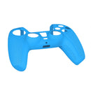 Protege tu control de PlayStation 5 con la funda de silicon Dobe en color azul, disponible en Xela Quetzaltenango.